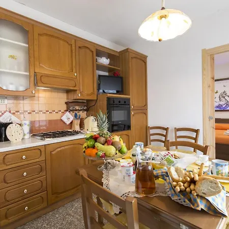 A Letto Nell'arte Apartman Ascoli Piceno