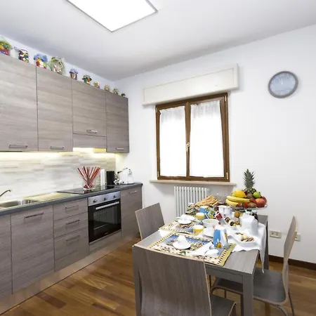 I Monticelli På 45 M². Soveværelser: 1. Private Badeværelser: 1. *