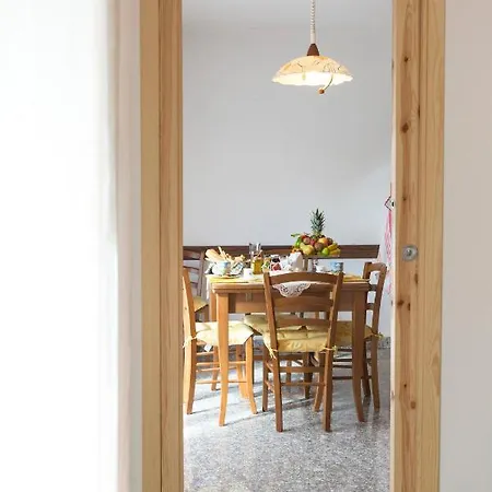 A Letto Nell'arte Apartman Ascoli Piceno